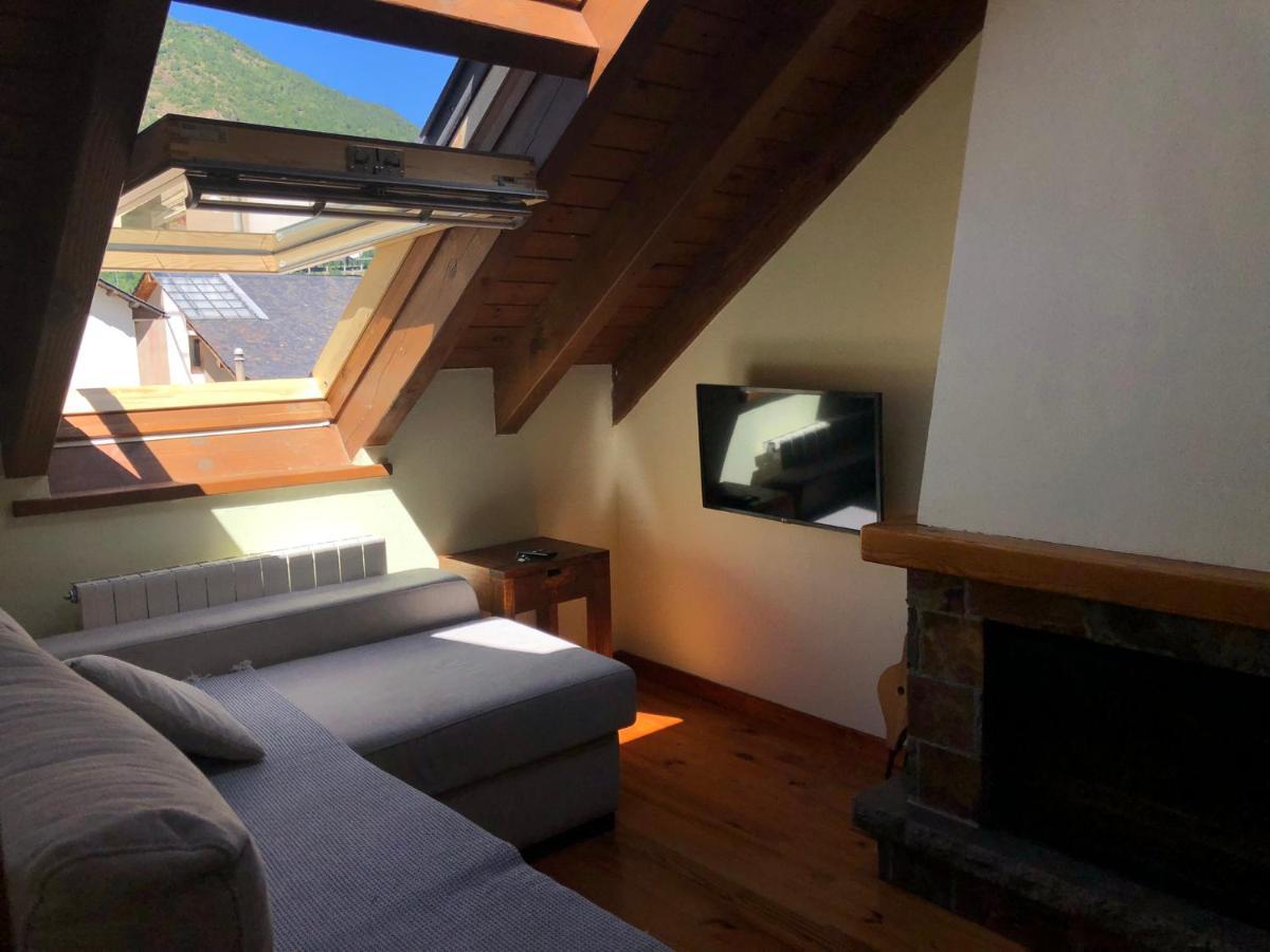Cal Roger D'Esterri Esterri d'Àneu Extérieur photo